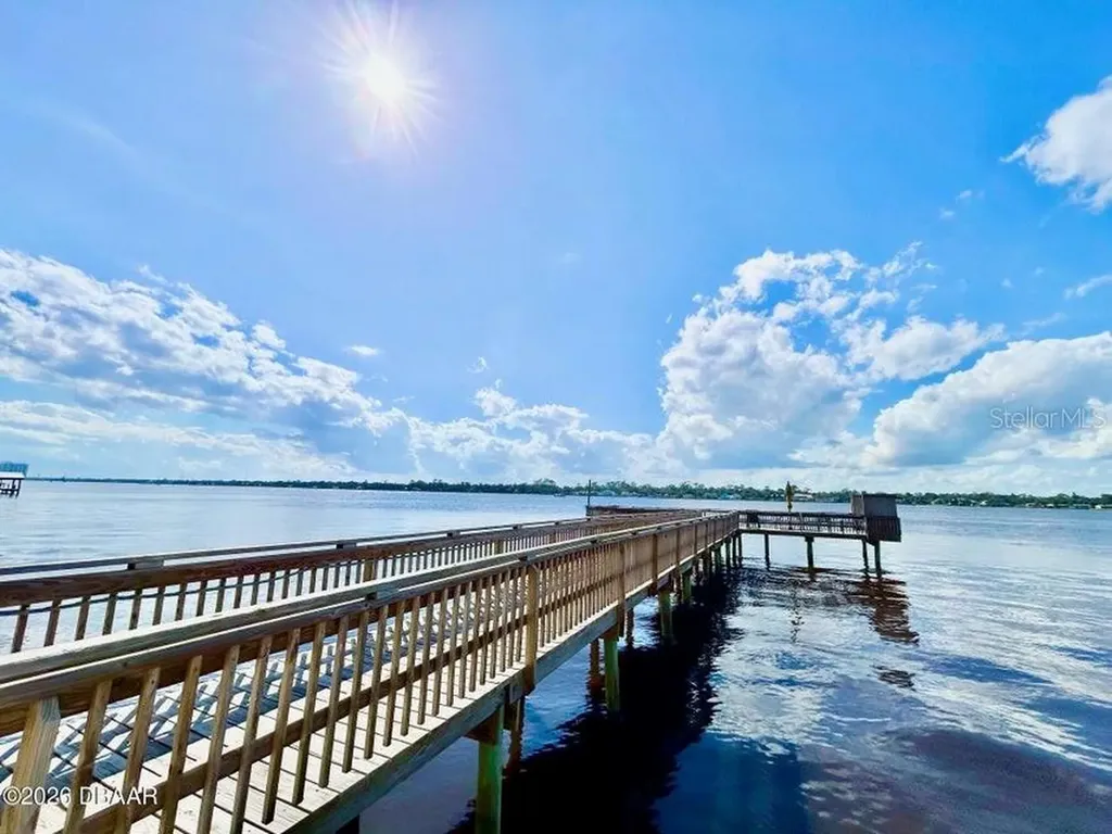 2711 N Halifax Avenue Daytona Beach FL 32118