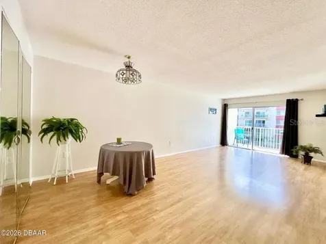 2711 N Halifax Avenue Daytona Beach FL 32118