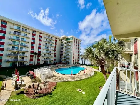 2711 N Halifax Avenue Daytona Beach FL 32118
