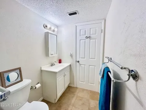 2711 N Halifax Avenue Daytona Beach FL 32118