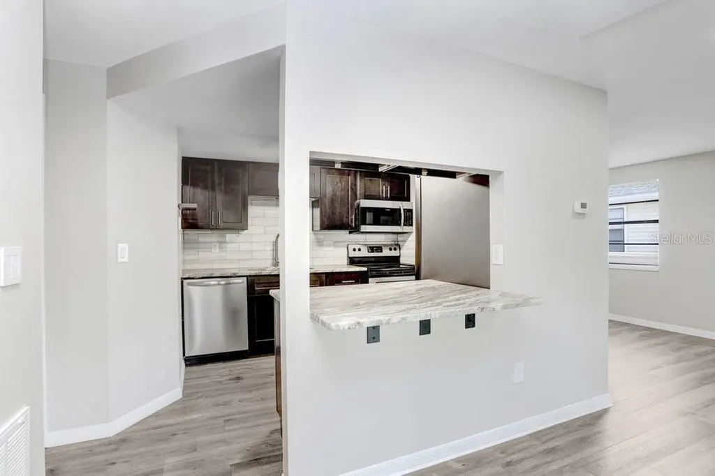 137 Hunter Lake Drive Oldsmar FL 34677