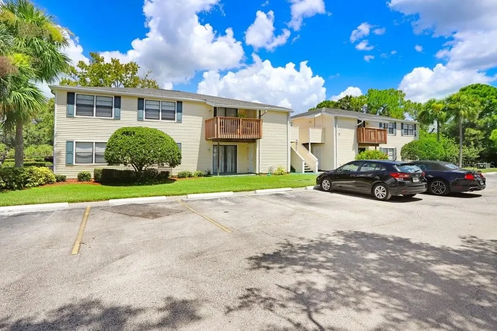 137 Hunter Lake Drive Oldsmar FL 34677