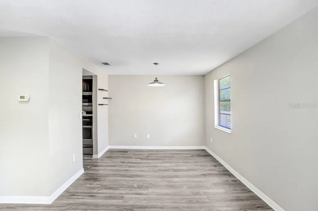137 Hunter Lake Drive Oldsmar FL 34677