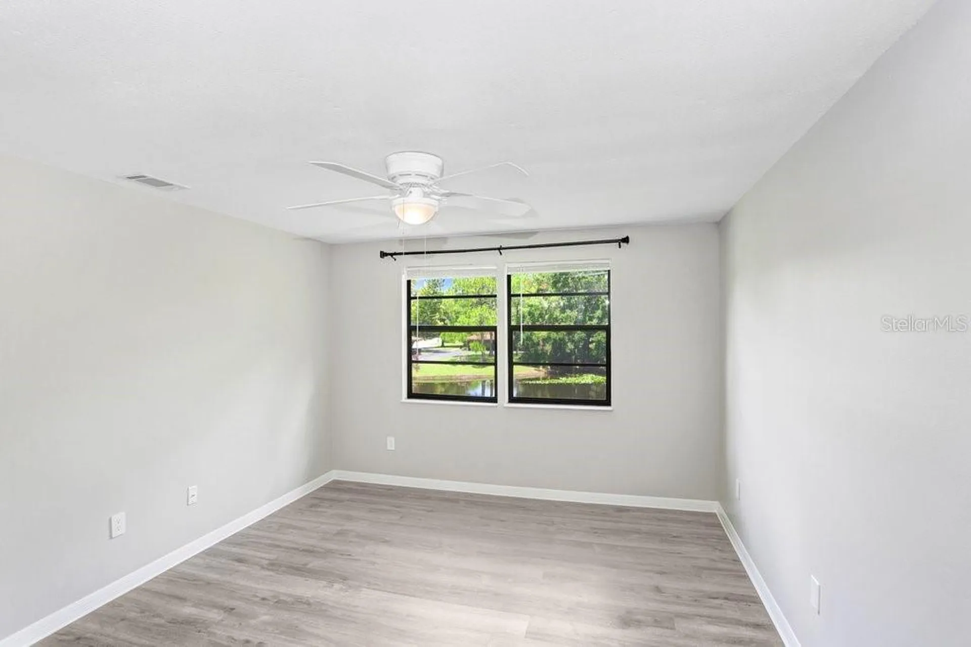 137 Hunter Lake Drive Oldsmar FL 34677
