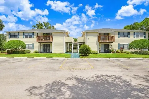 137 Hunter Lake Drive Oldsmar FL 34677