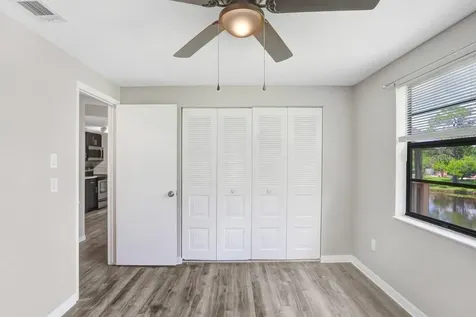 137 Hunter Lake Drive Oldsmar FL 34677
