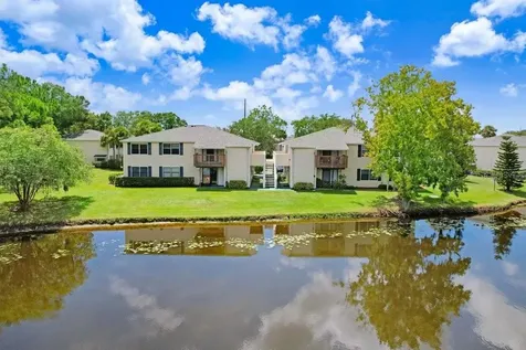 137 Hunter Lake Drive Oldsmar FL 34677