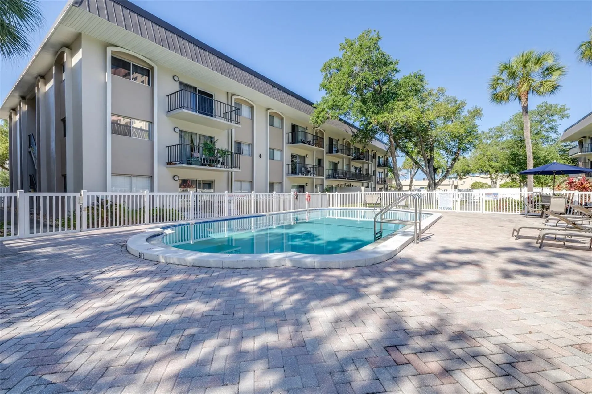 4606 W Gray Street Tampa FL 33609