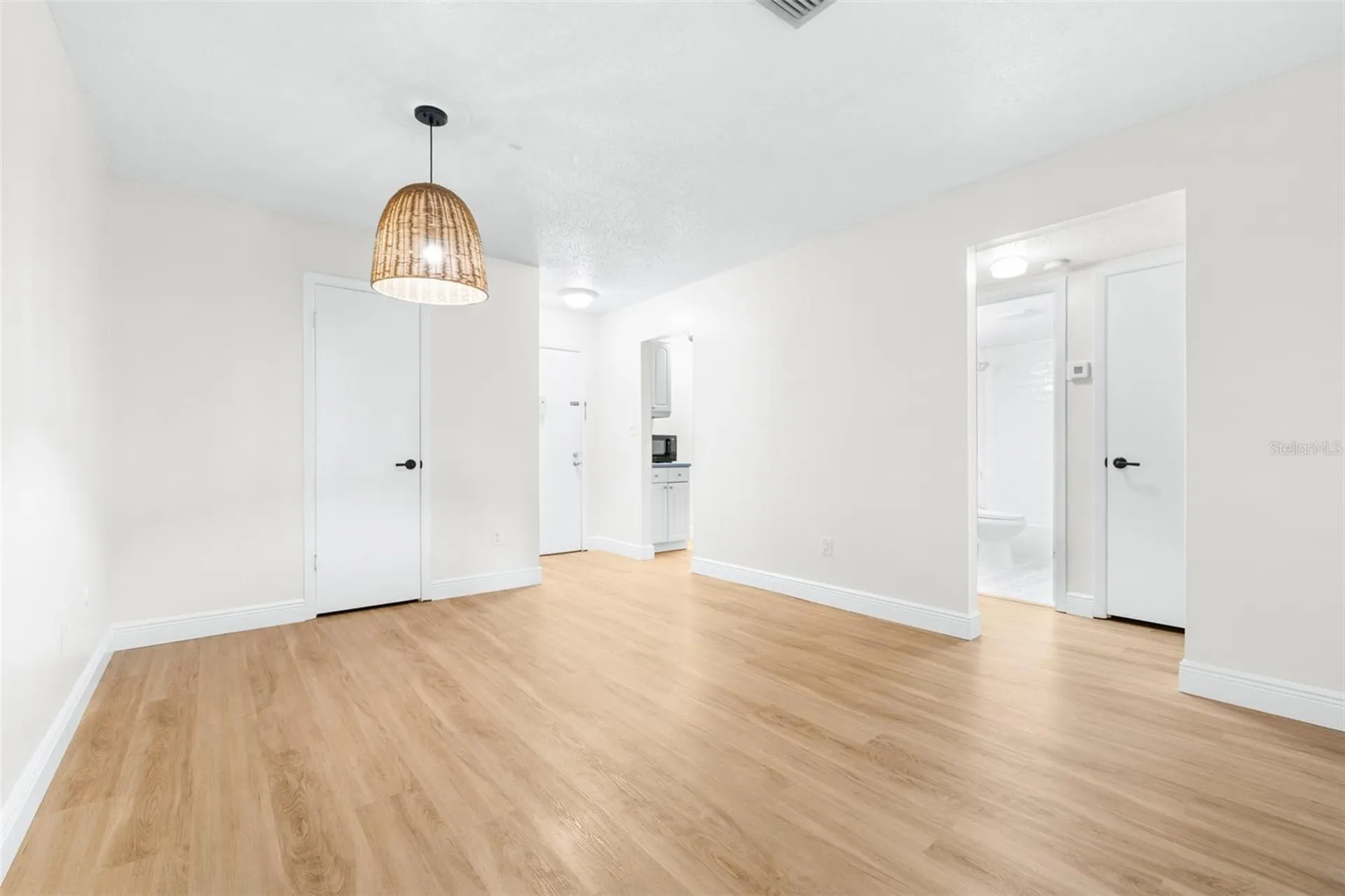 4606 W Gray Street Tampa FL 33609