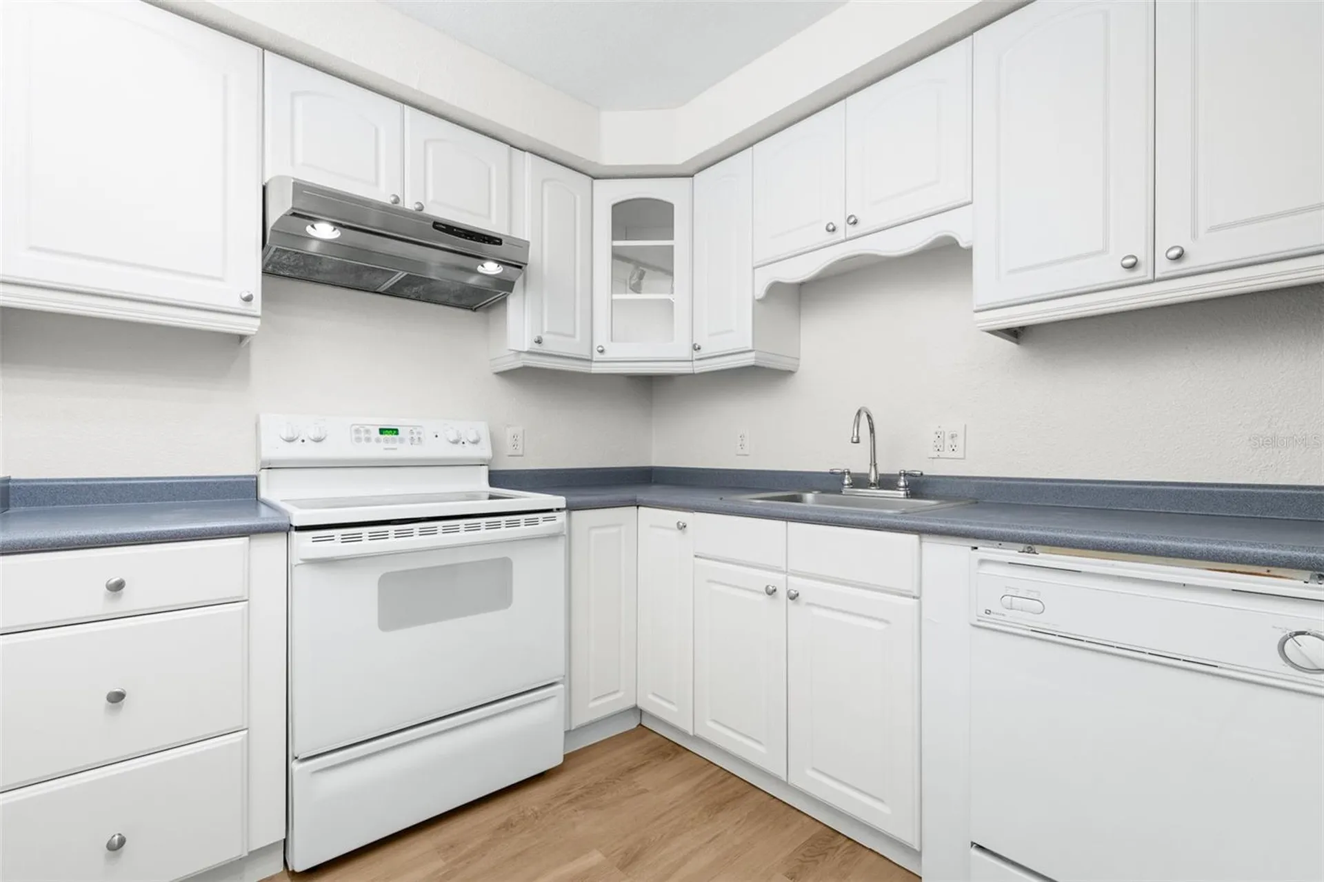 4606 W Gray Street Tampa FL 33609