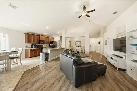 613 Meadow Pointe Drive Haines City FL 33844