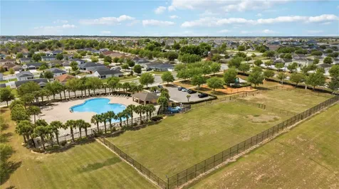 613 Meadow Pointe Drive Haines City FL 33844