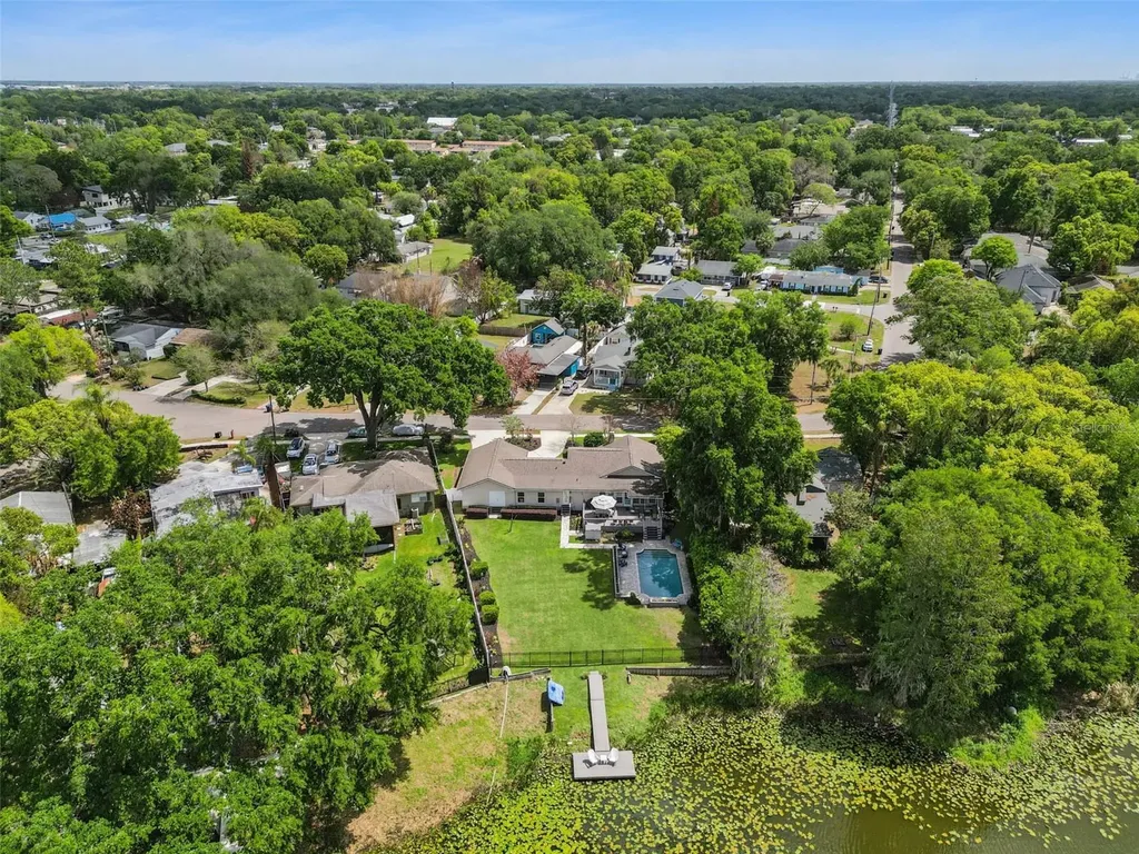 2100 Mae Street Orlando FL 32806