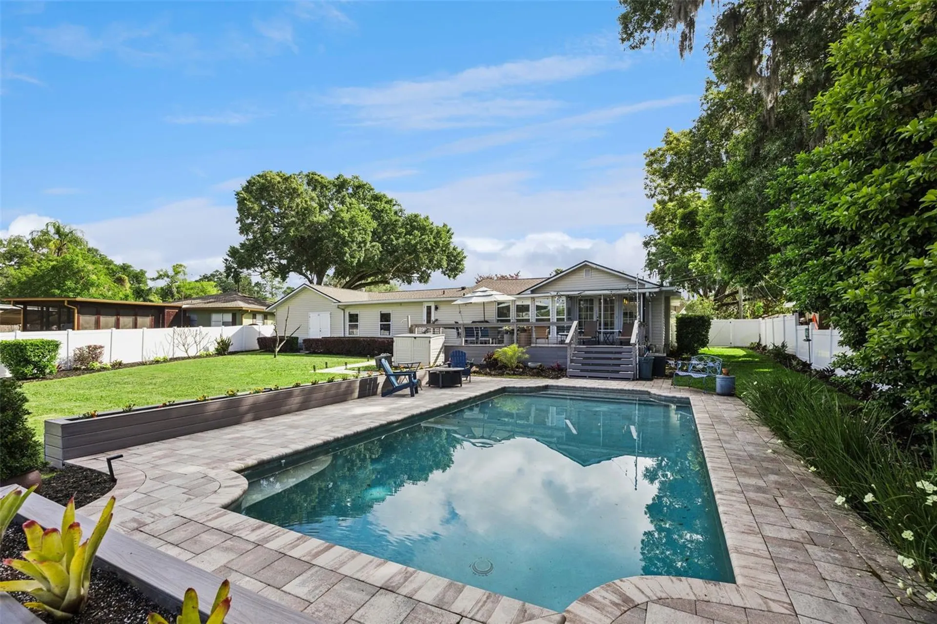 2100 Mae Street Orlando FL 32806