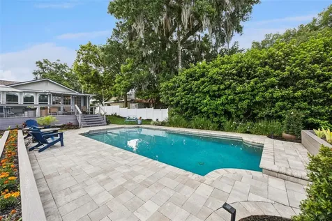 2100 Mae Street Orlando FL 32806