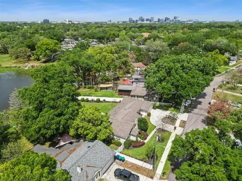 2100 Mae Street Orlando FL 32806