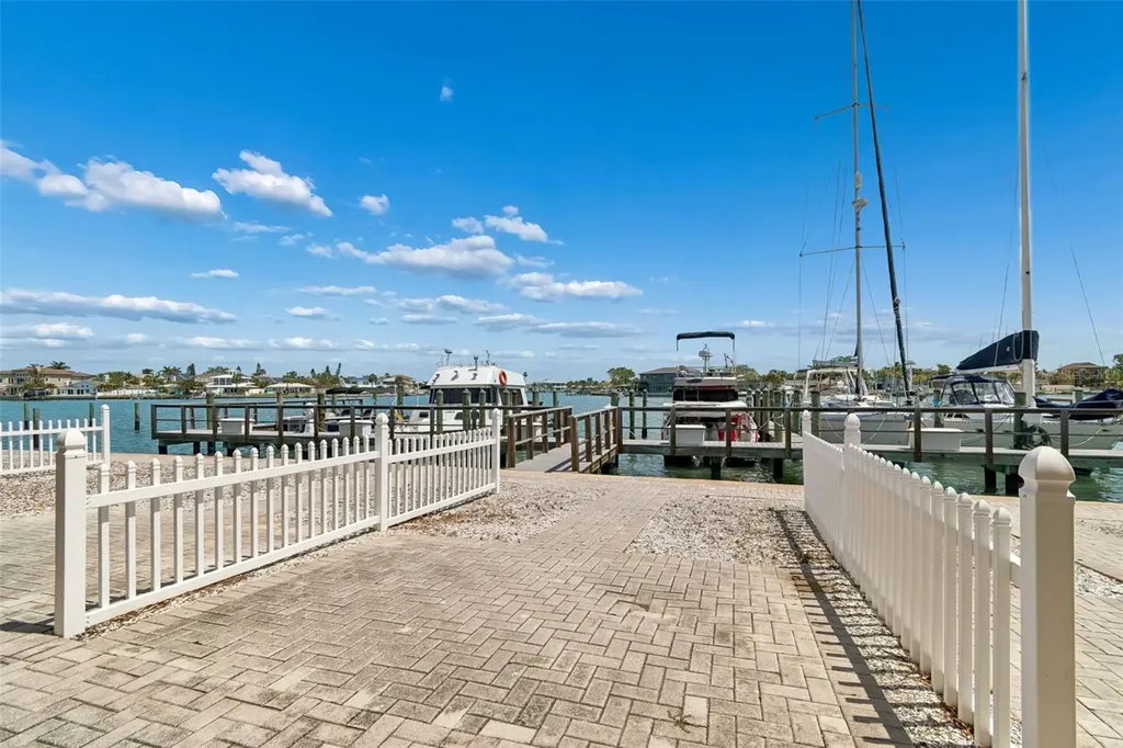 2307 Bay Boulevard Indian Rocks Beach FL 33785