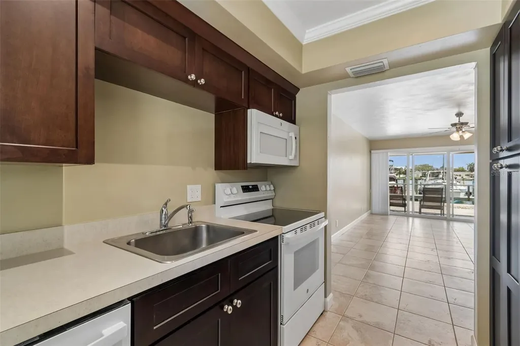 2307 Bay Boulevard Indian Rocks Beach FL 33785