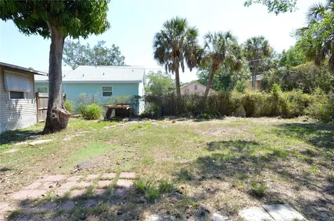 1244 20th Avenue S St Petersburg FL 33705