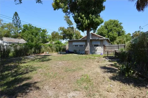 1244 20th Avenue S St Petersburg FL 33705