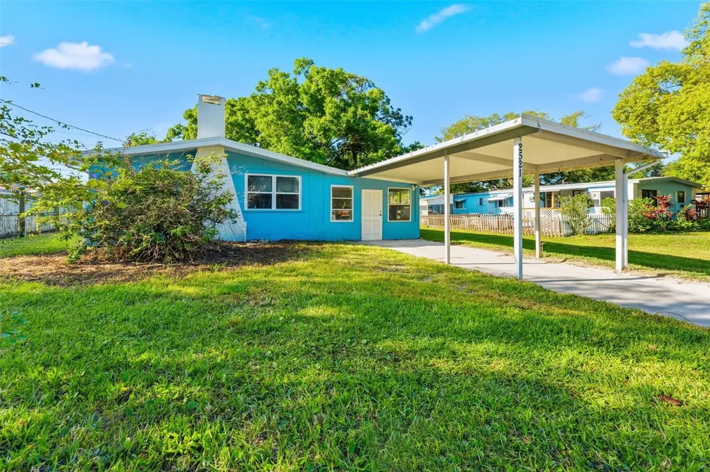 2521 Highland Acres Drive Clearwater FL 33761