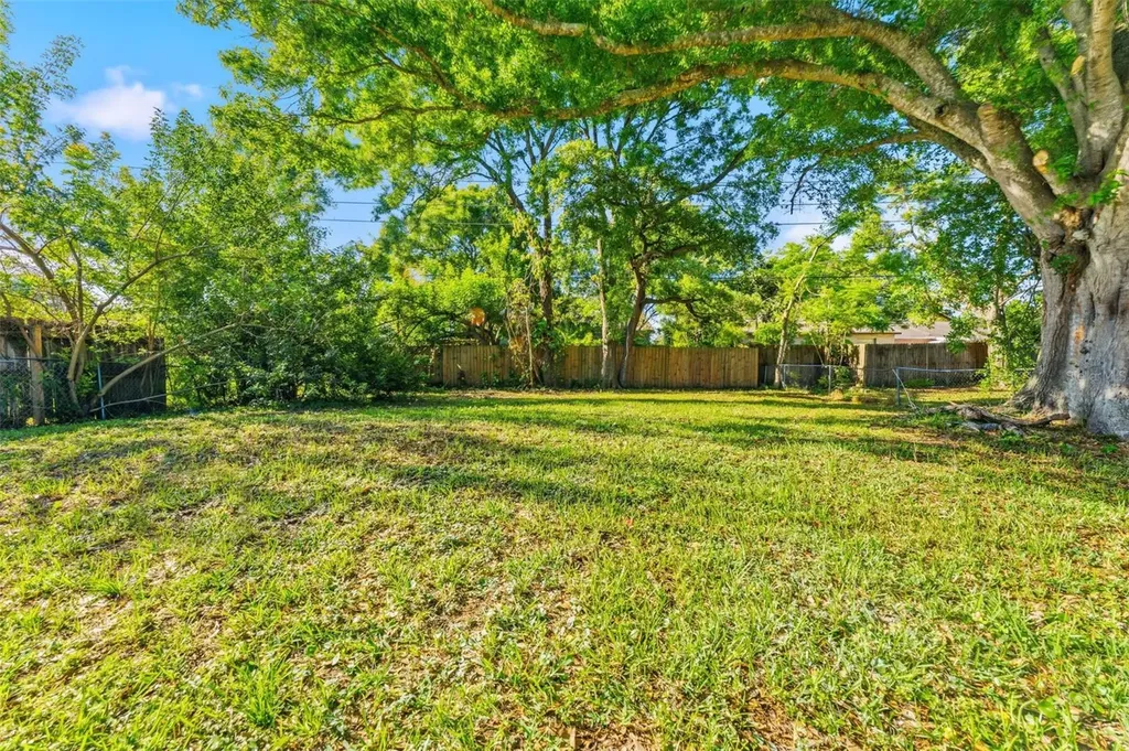 2521 Highland Acres Drive Clearwater FL 33761