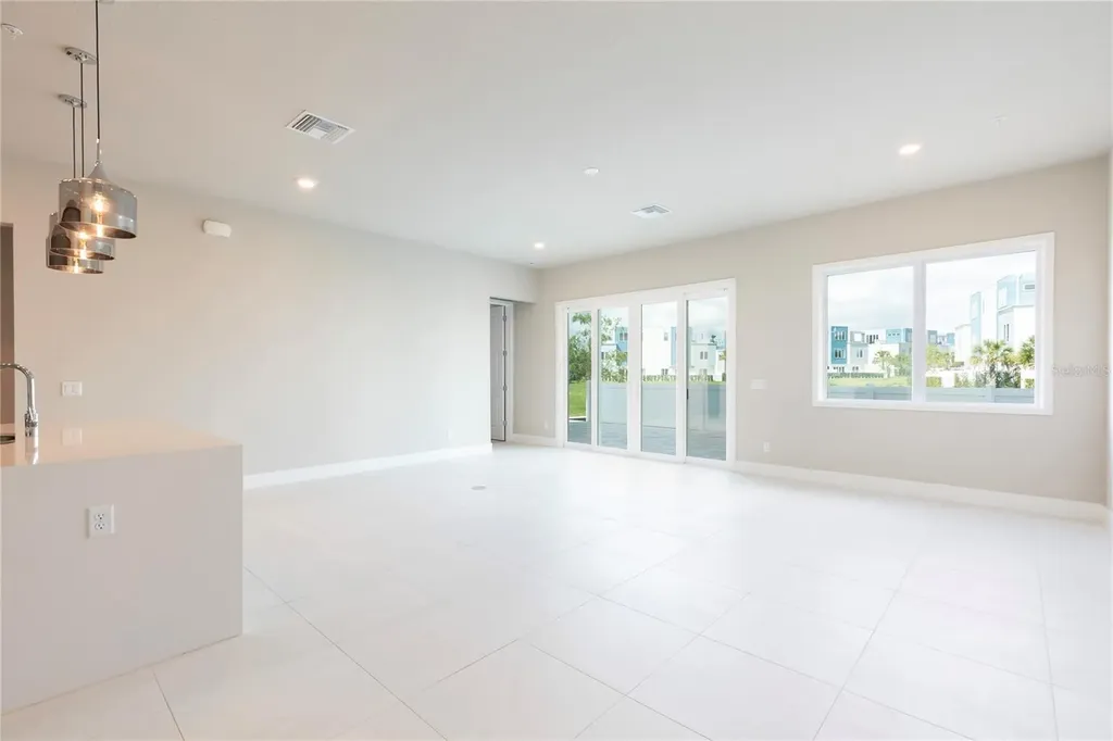 7760 Sandy Ridge Drive Reunion FL 34747