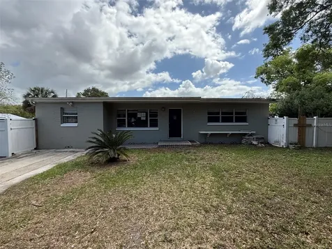 2213 Murdock Boulevard Orlando FL 32817