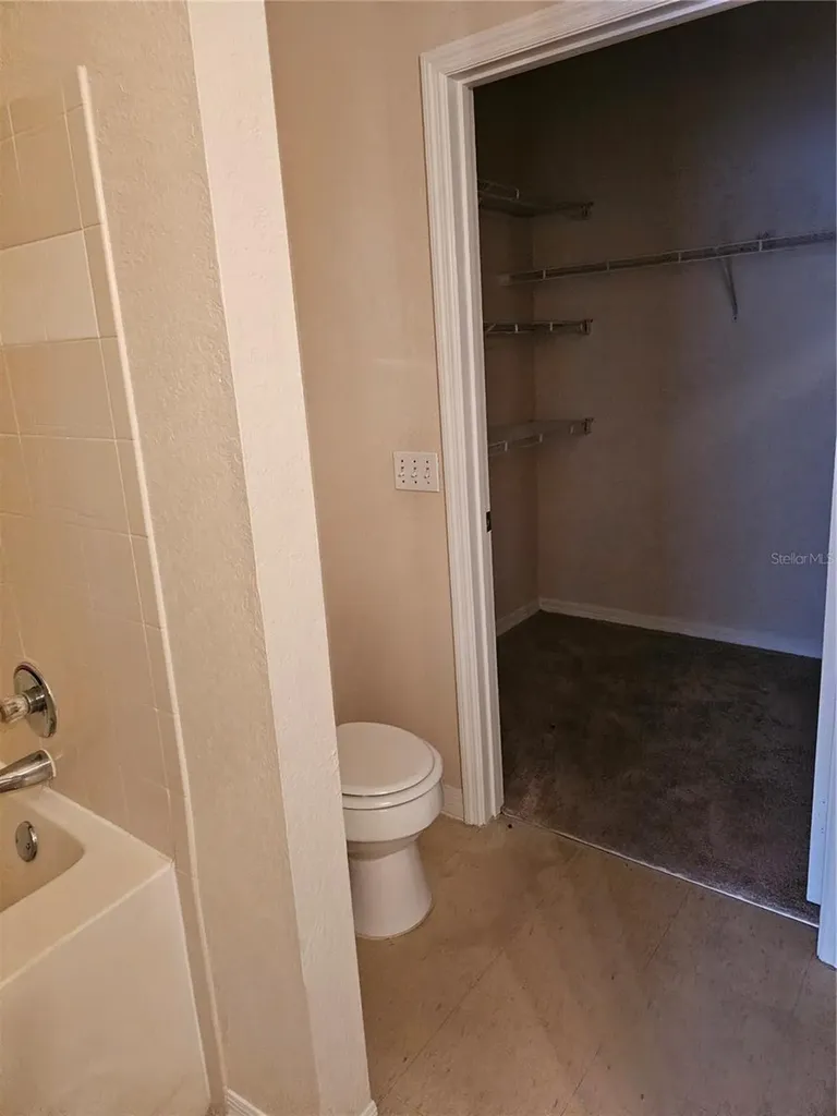 5979 Westgate Drive Orlando FL 32835