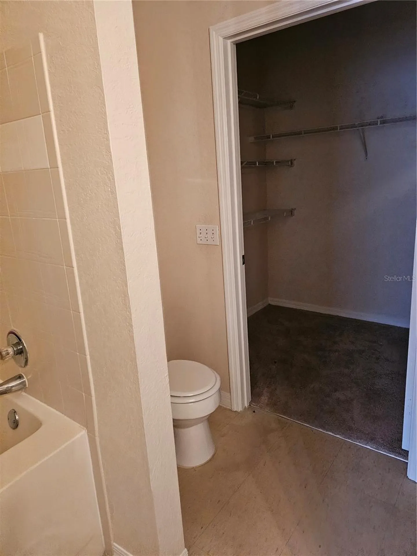 5979 Westgate Drive Orlando FL 32835