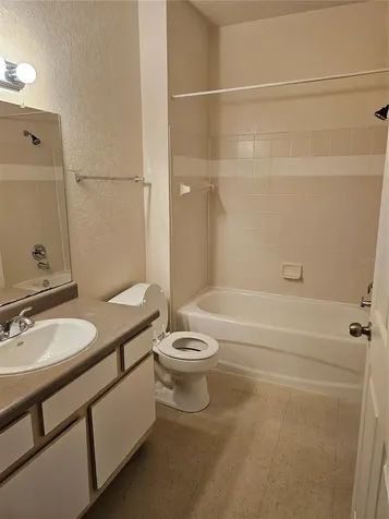 5979 Westgate Drive Orlando FL 32835