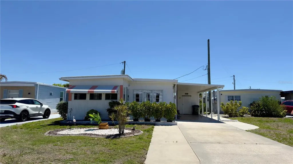 553 Fleetwood Street North Port FL 34287