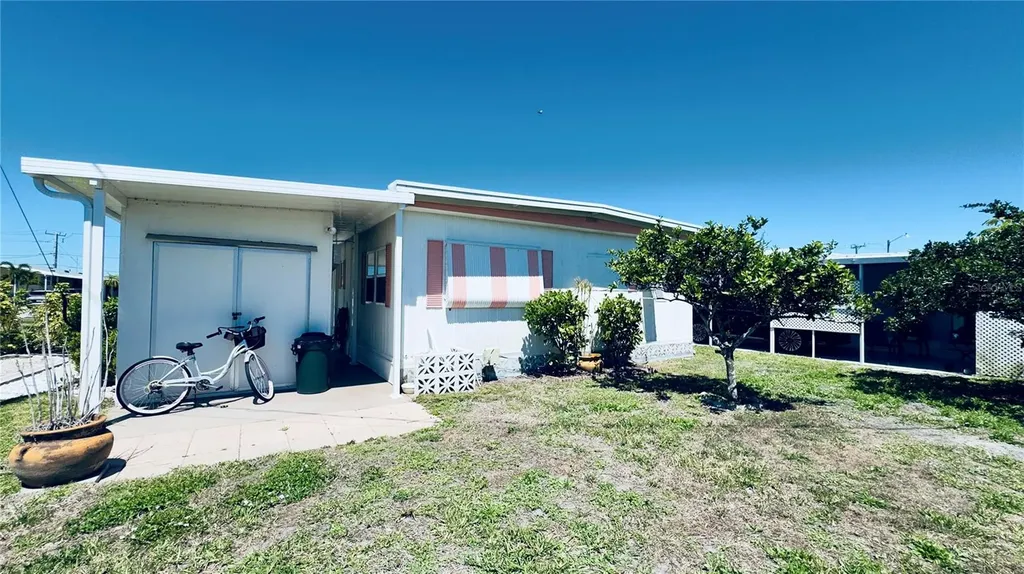 553 Fleetwood Street North Port FL 34287