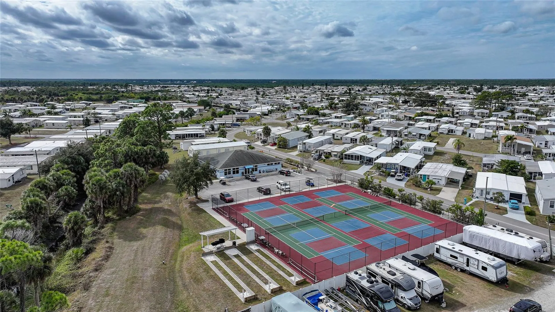 553 Fleetwood Street North Port FL 34287