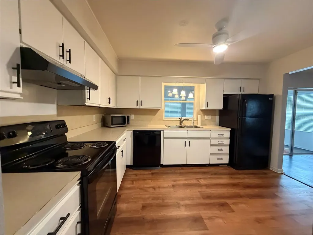 1454 Grand Cayman Circle Winter Haven FL 33884