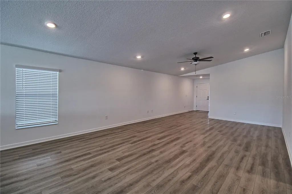 1277 Ahoy Avenue Tampa FL 33619