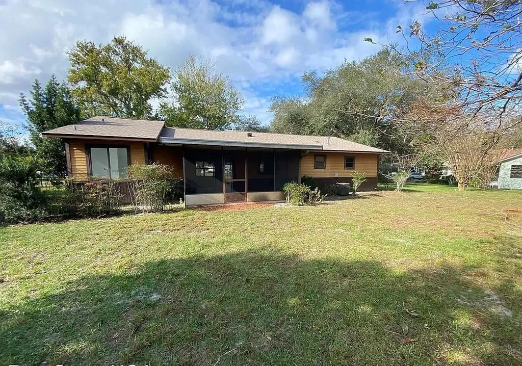 35 Aberdeen Circle Leesburg FL 34788