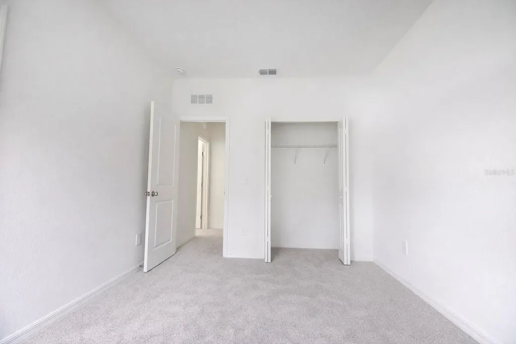 3396 Lapis Lake Drive Zephyrhills FL 33541