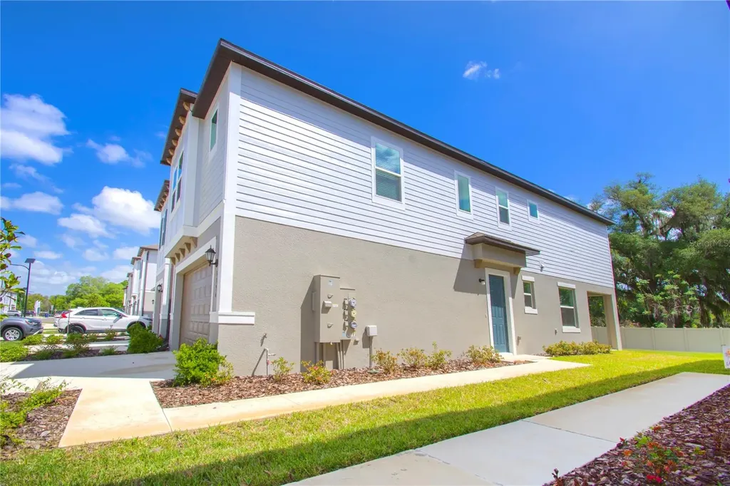 3396 Lapis Lake Drive Zephyrhills FL 33541