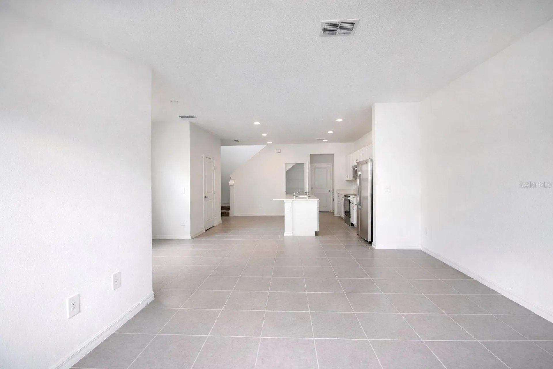 3396 Lapis Lake Drive Zephyrhills FL 33541