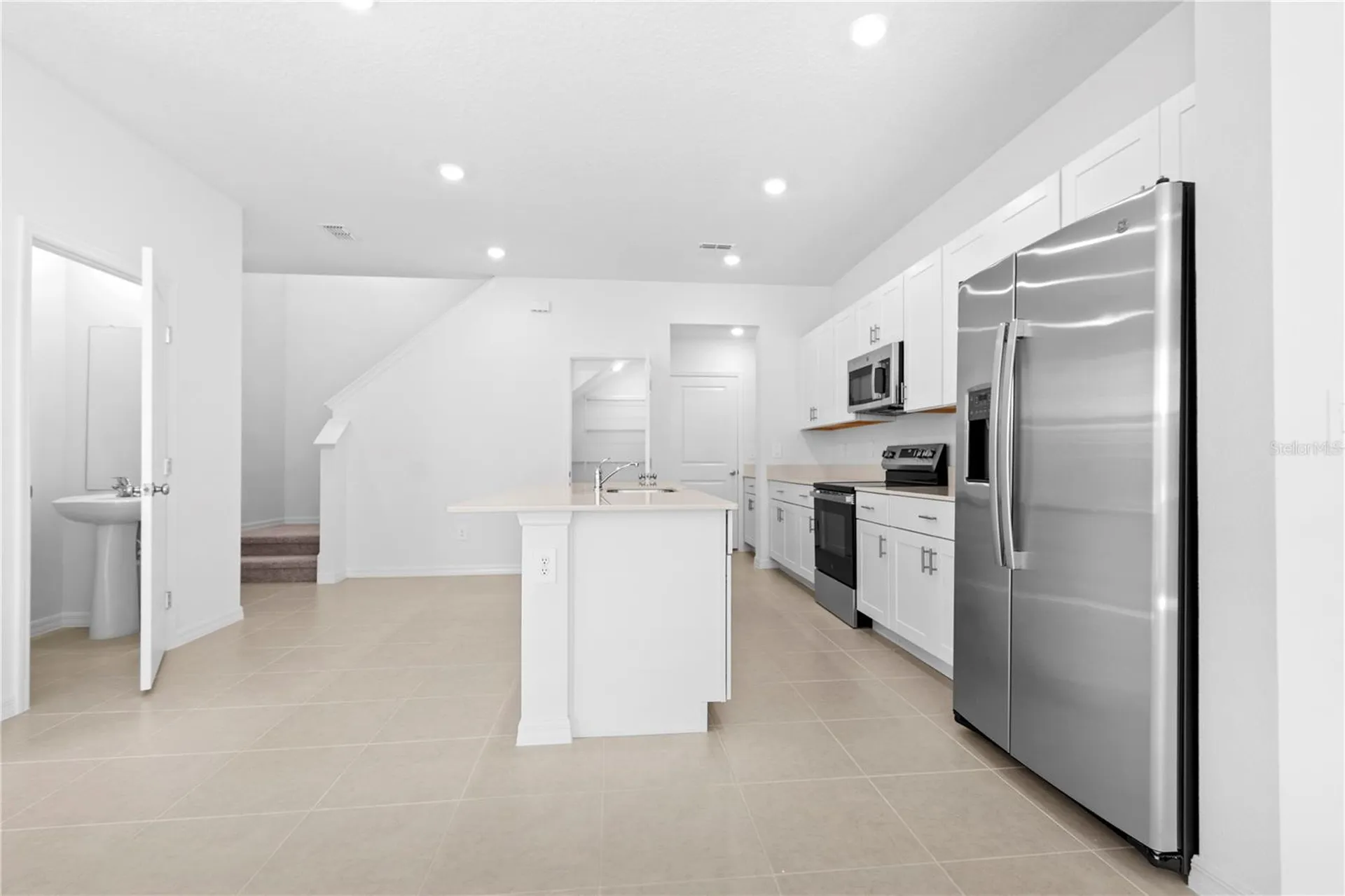 3396 Lapis Lake Drive Zephyrhills FL 33541