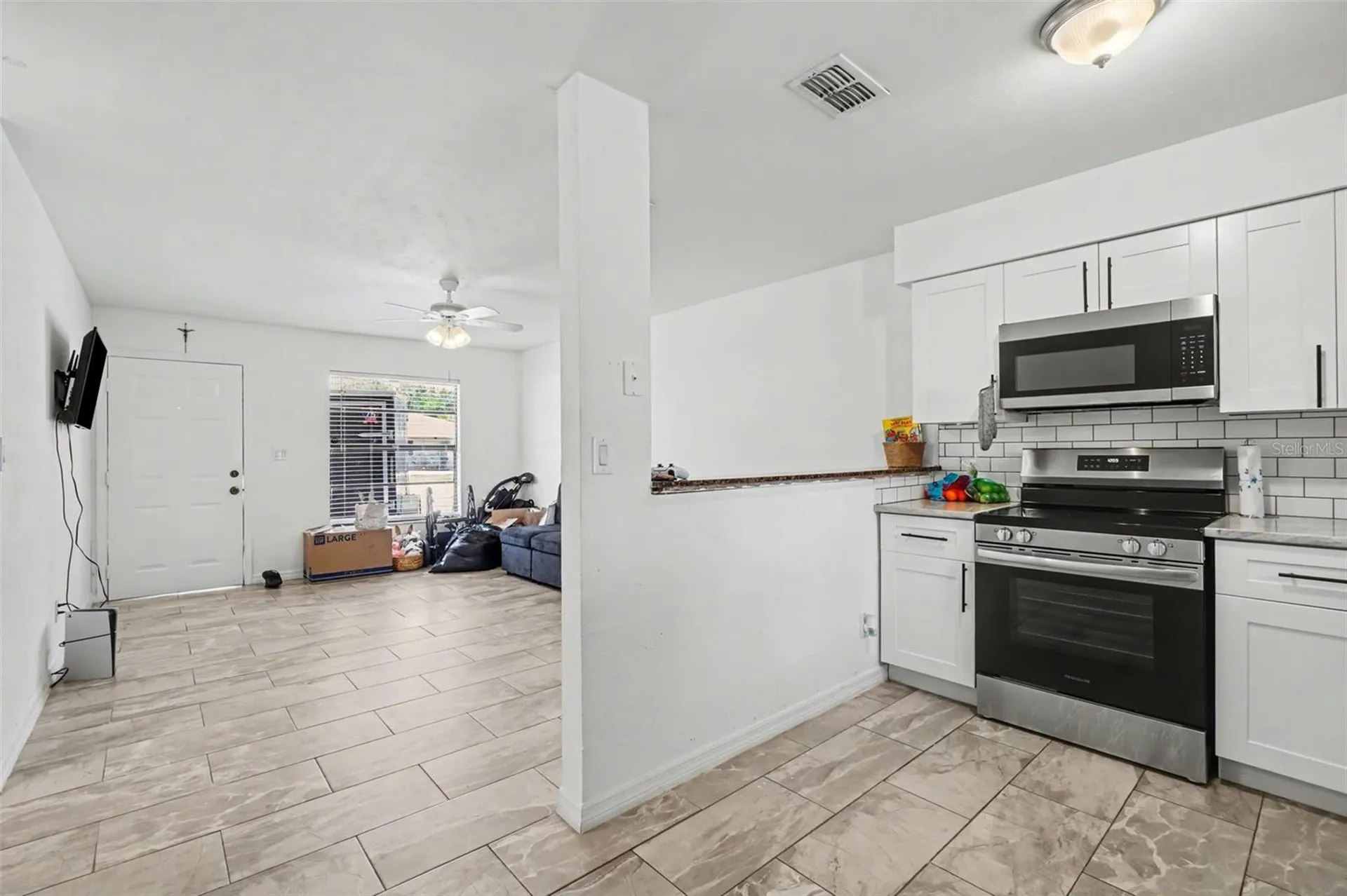 2208/2210 Iris Way Fort Myers FL 33905
