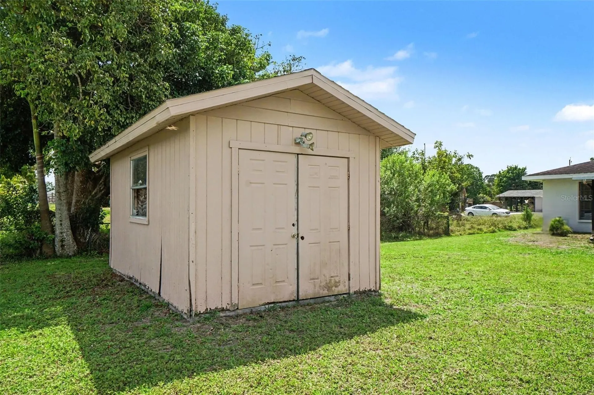 2208/2210 Iris Way Fort Myers FL 33905