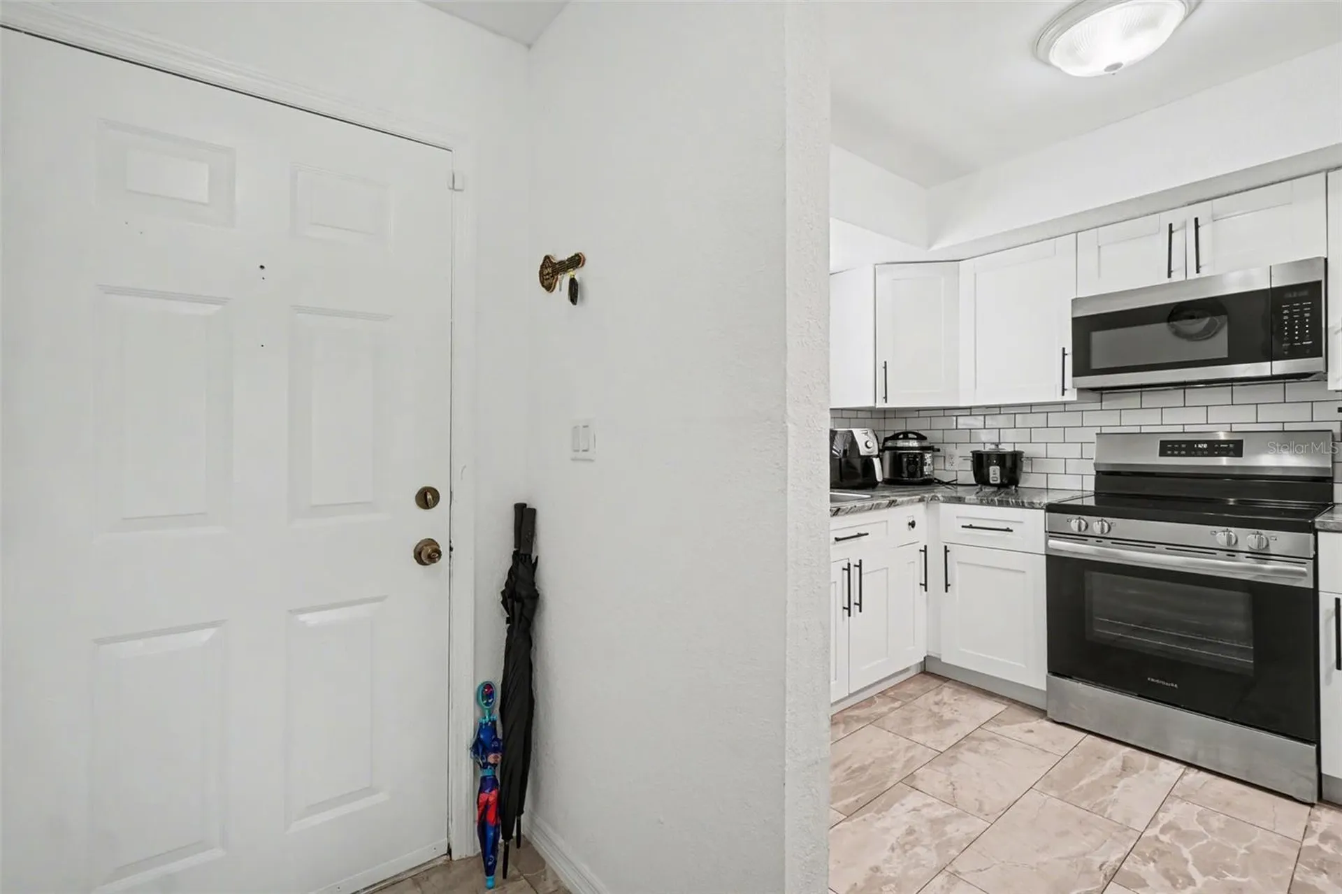 2208/2210 Iris Way Fort Myers FL 33905