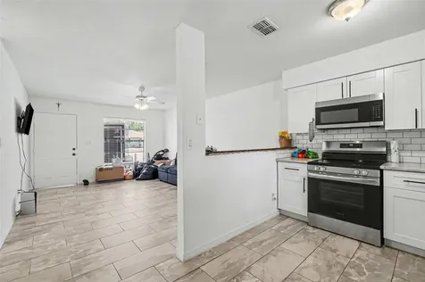 2208/2210 Iris Way Fort Myers FL 33905