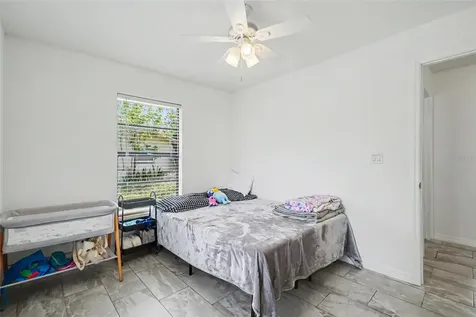 2208/2210 Iris Way Fort Myers FL 33905