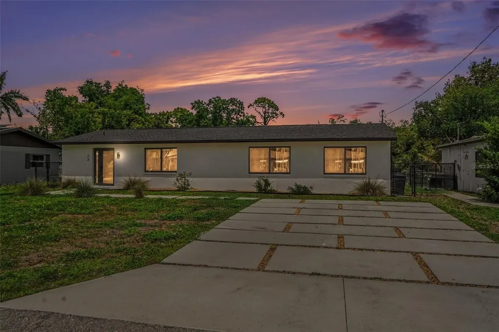 73 Cardinal Drive North Fort Myers FL 33917