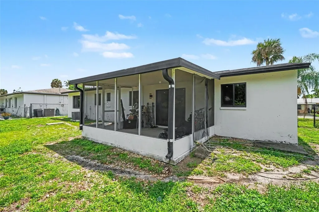 73 Cardinal Drive North Fort Myers FL 33917