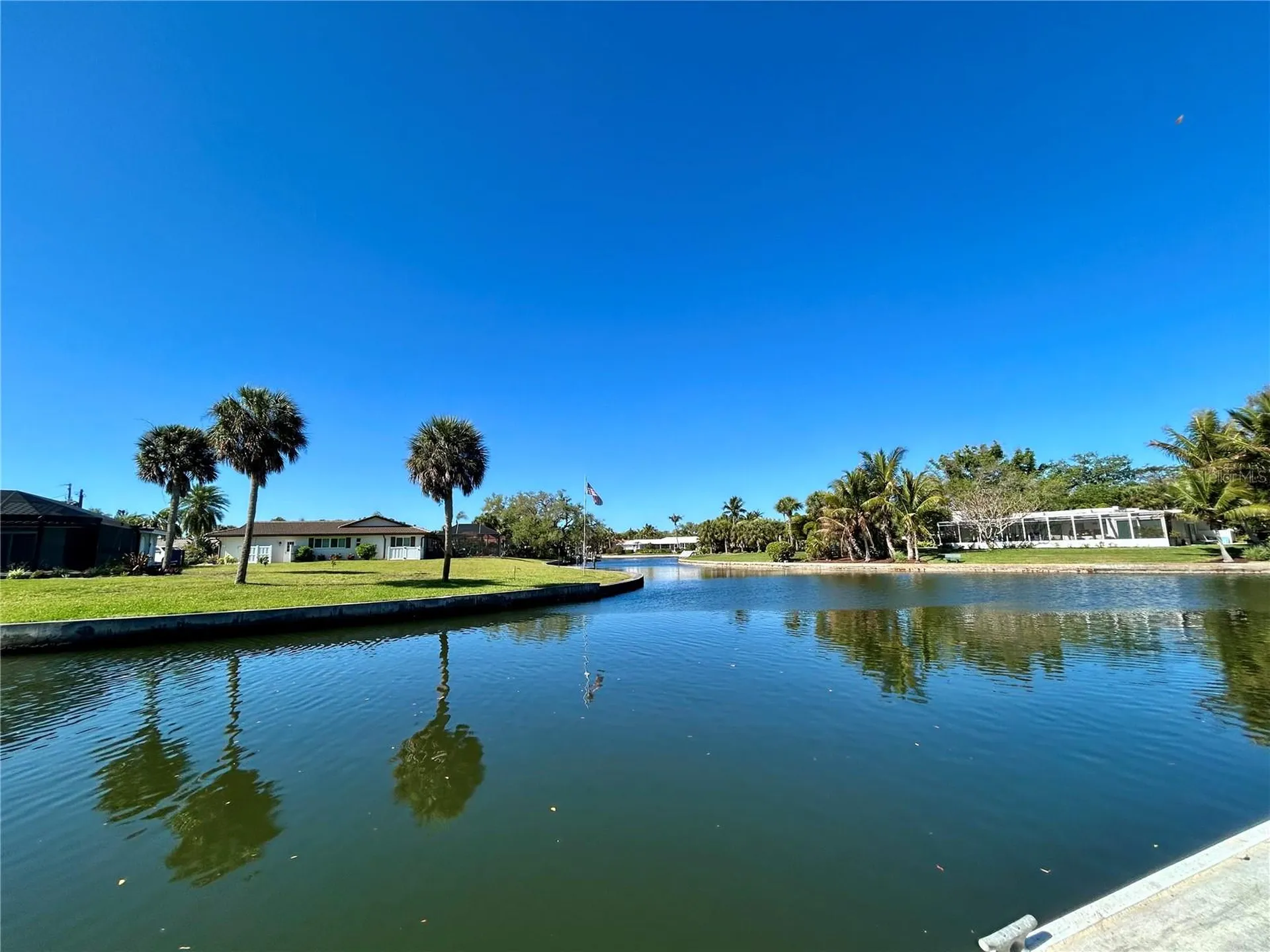 822 Paradise Way Sarasota FL 34242