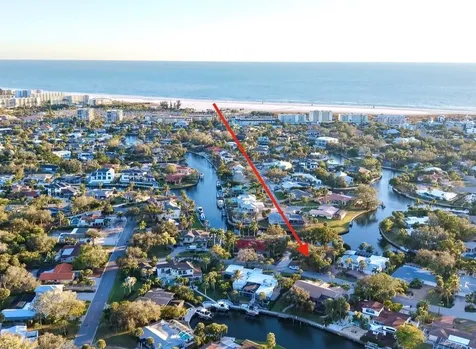 822 Paradise Way Sarasota FL 34242